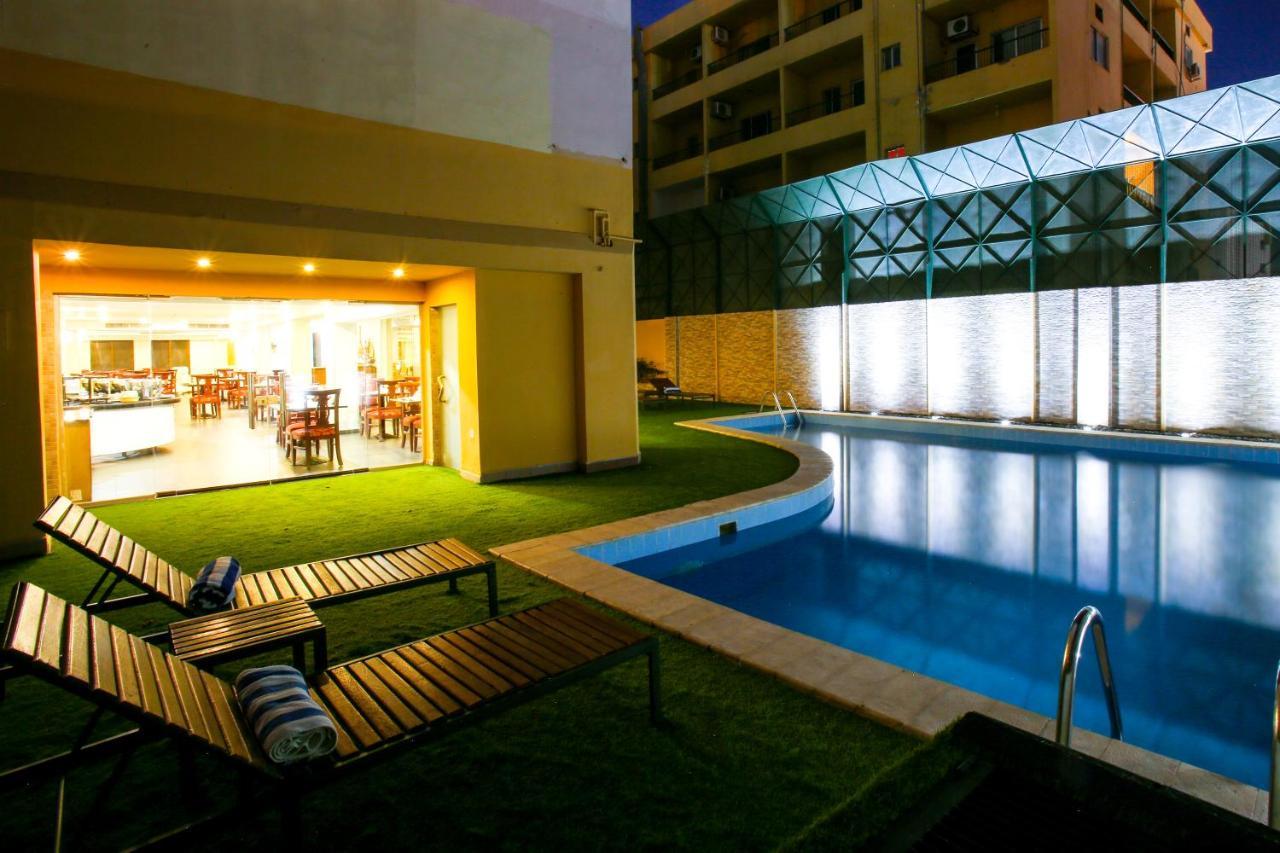 Golden Tulip Aqaba Hotell Exteriör bild