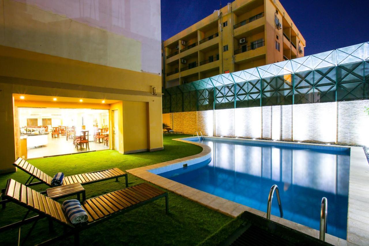 Golden Tulip Aqaba Hotell Exteriör bild
