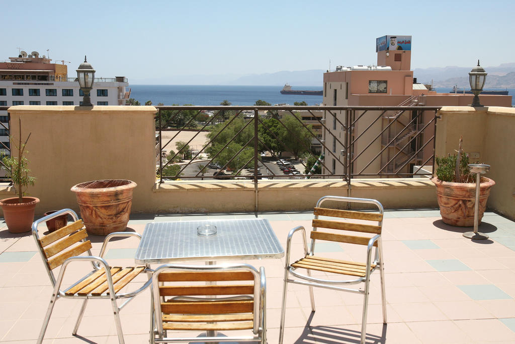 Golden Tulip Aqaba Hotell Exteriör bild